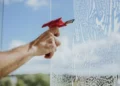 Блестящие виды: профессиональная мойка окон Казань